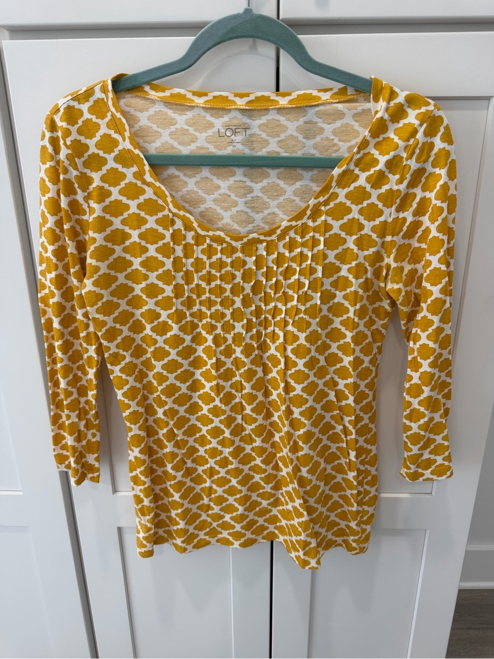 LOFT Yellow and White Long-Sleeve Scoop Neck Top